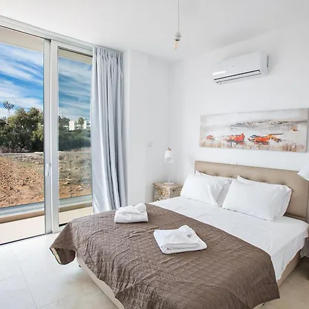 The Ultimate 5 Star Holiday In With Private Pool And Close To The Beach 1556 * Protaras