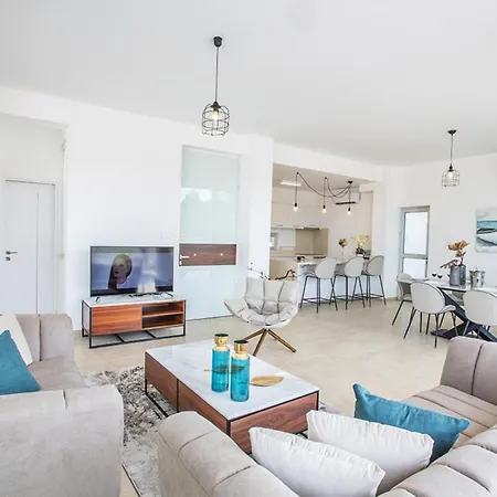 The Ultimate 5 Star Holiday In With Private Pool And Close To The Beach 1556 Villa Protaras