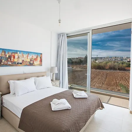 Villa The Ultimate 5 Star Holiday In With Private Pool And Close To The Beach 1556